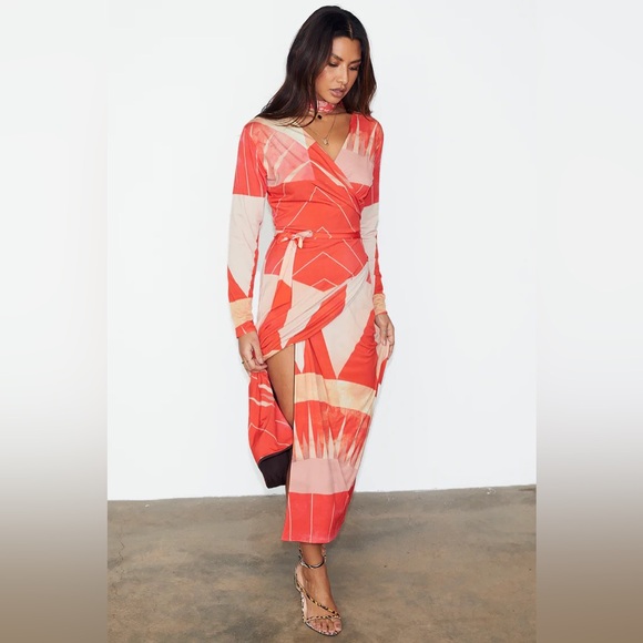 Never Fully Dressed Reversible Long Sleeve Sundial Wrap Dress - Picture 1 of 4